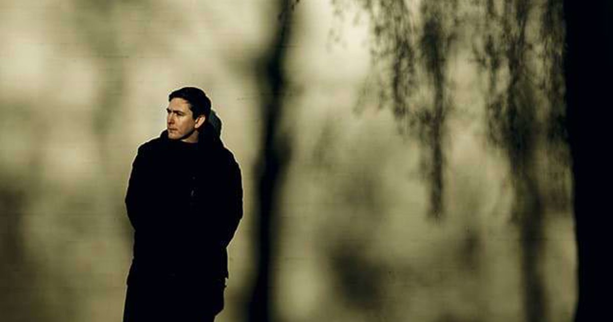 Ikke oppe i træet - helt nede på jorden